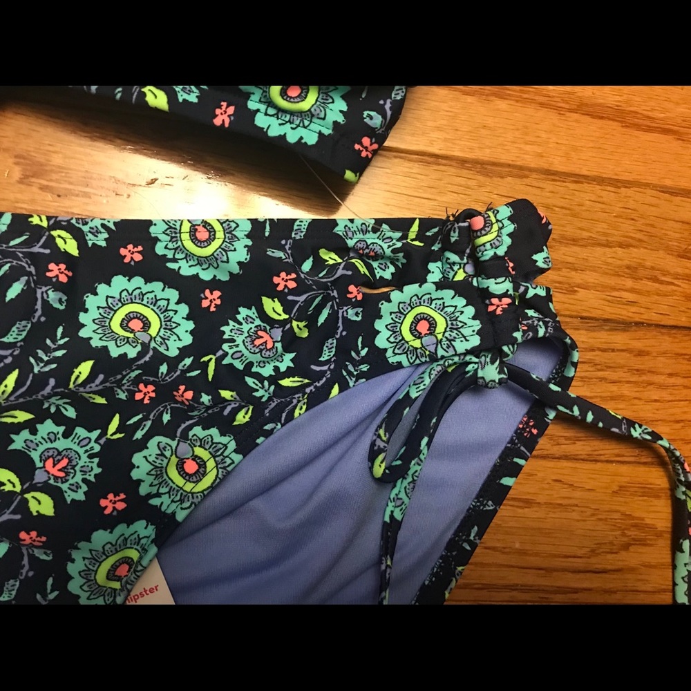 Xhilaration halter crochet bikini - Picture 3 of 6